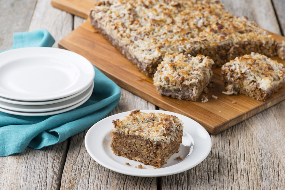 Oatmeal Spice Cake - Desserts Recipe
