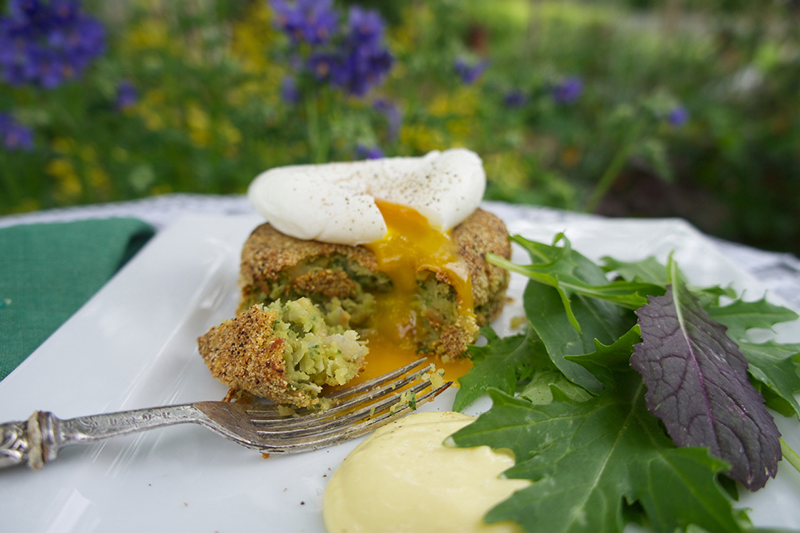 Marrowfat Pea and Spinach Cakes - Mains Recipe