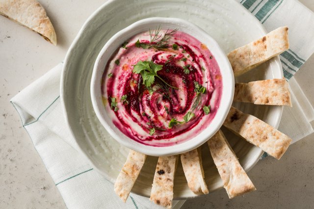 Cannellini_beetroot_dip-1287